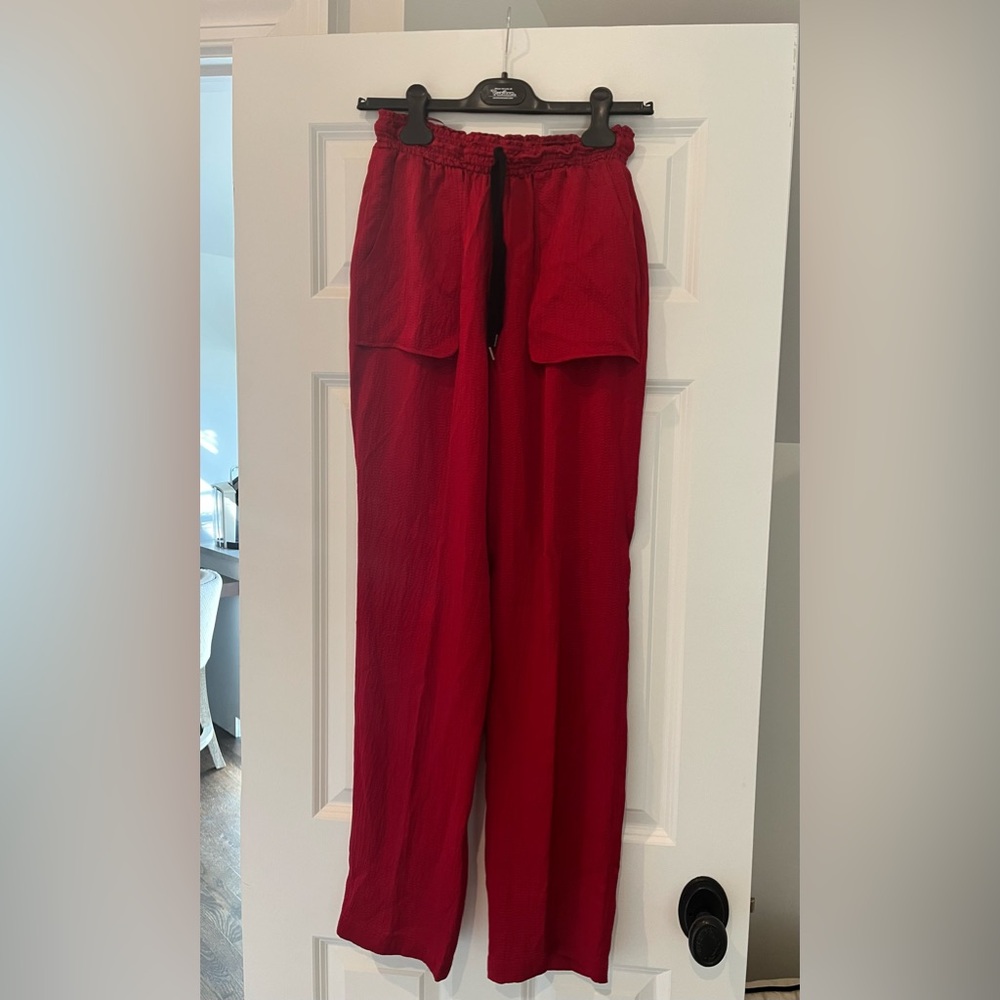 *ROLAND MOURET* RED TEXTURED PANTS- US 4